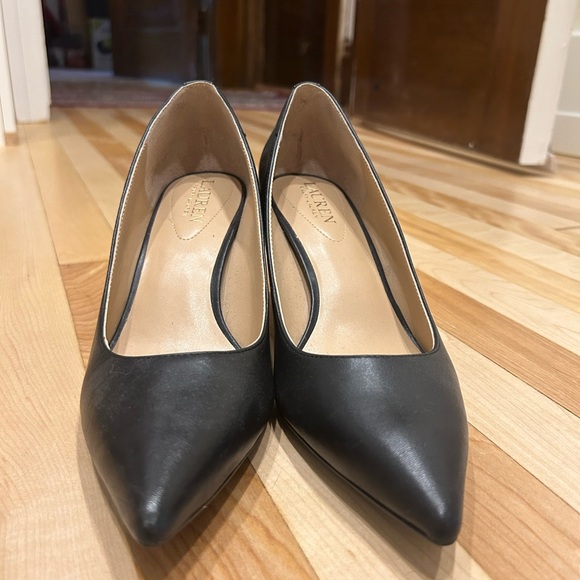 NWOT- Ralph Lauren Lanette pumps size 8 - Picture 4 of 4